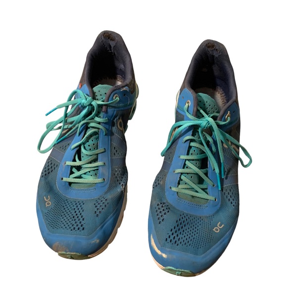 On Running blue lace up sneakers shoes women's size 11 READ DESCRIPTION On Cloud - Picture 2 of 8